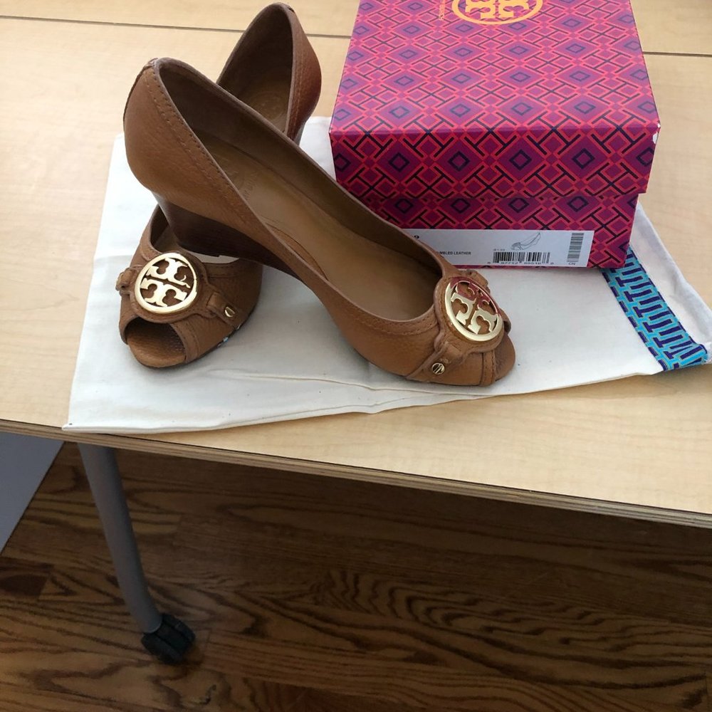 Leticia 65mm Open Toe Wedge-Tumbled Leather
